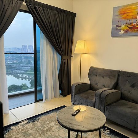 Reizz Residence By Perkasa Kuala Lumpur Exterior photo